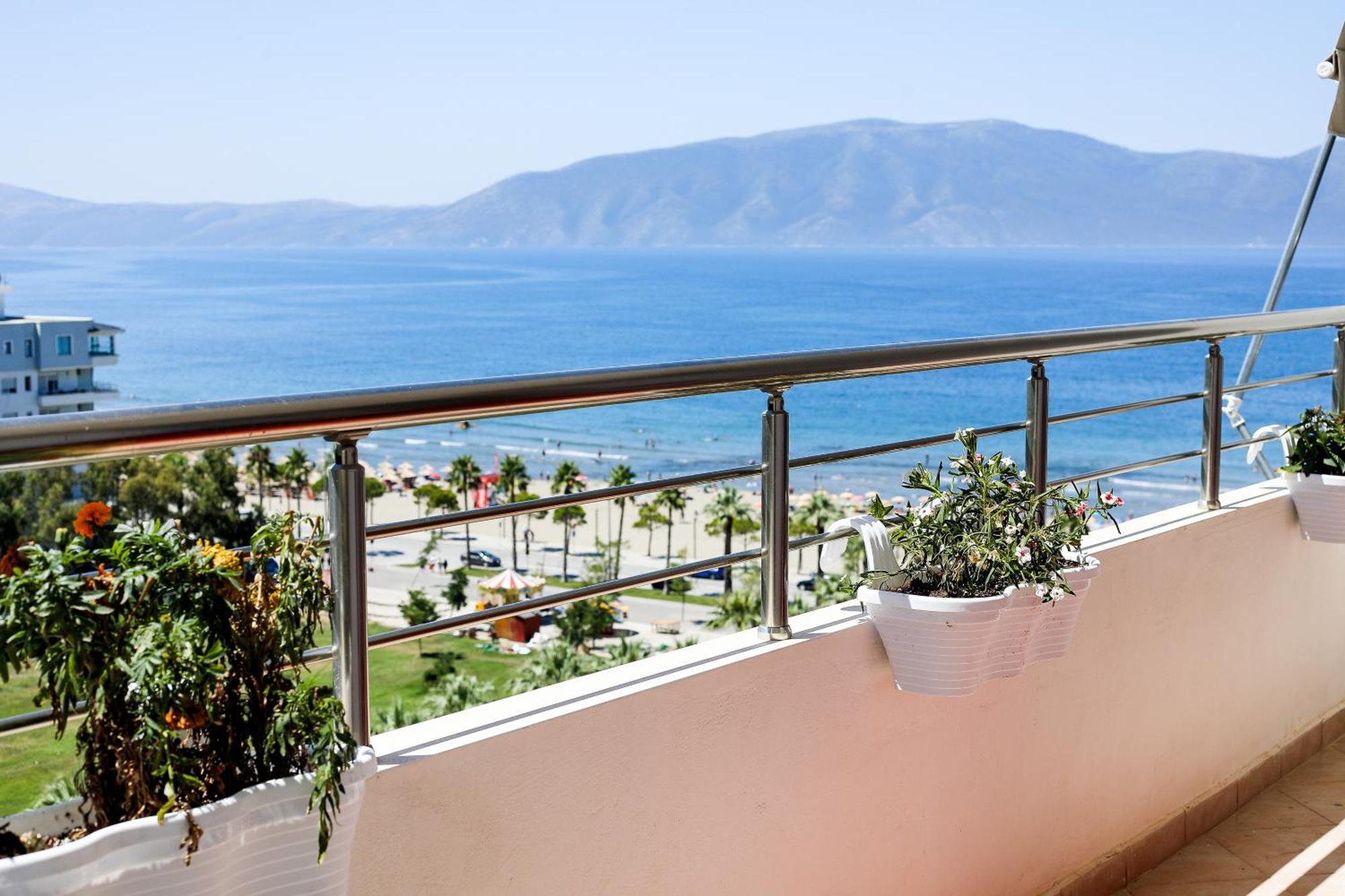 Sea Gem Apartment Avlonya Dış mekan fotoğraf